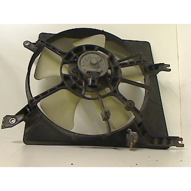 Motor del ventilador Daihatsu Sirion/Storia (M1) (2002 - 2005) Hatchback 1.3 16V DVVT (K3-VE2)