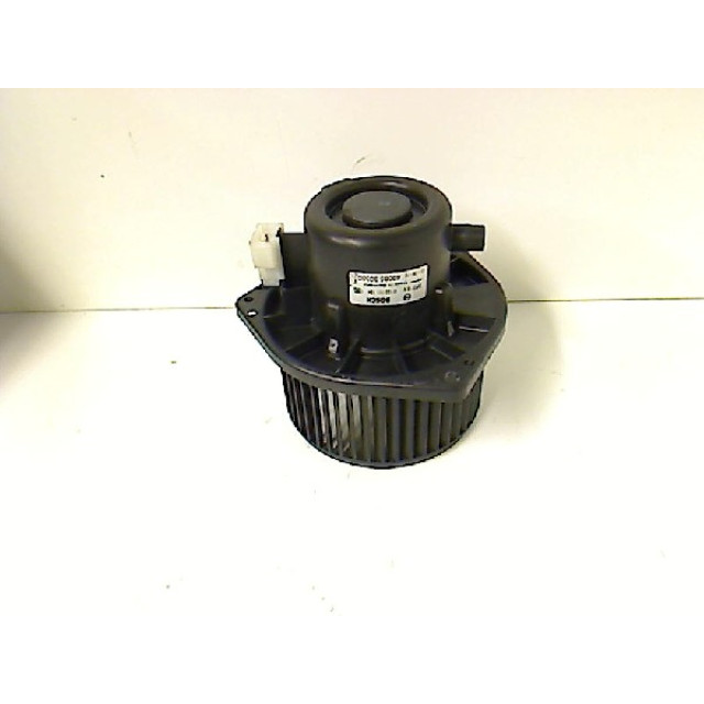 Motor del ventilador de calentador Nissan Vanette (C23) (1996 - 2001) Bus 2.3 D E/Cargo (LD23)