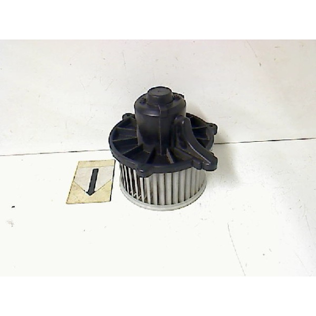 Motor del ventilador de calentador Kia Carnival/Sedona II (FIB/FLD) (2001 - 2006) MPV 2.5 V6 24V (GV6)