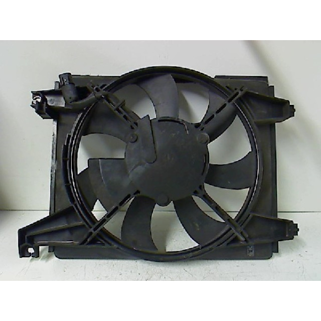 Motor del ventilador Hyundai Coupé (2003 - 2009) Coupé 2.0i 16V CVVT (G4GCG)