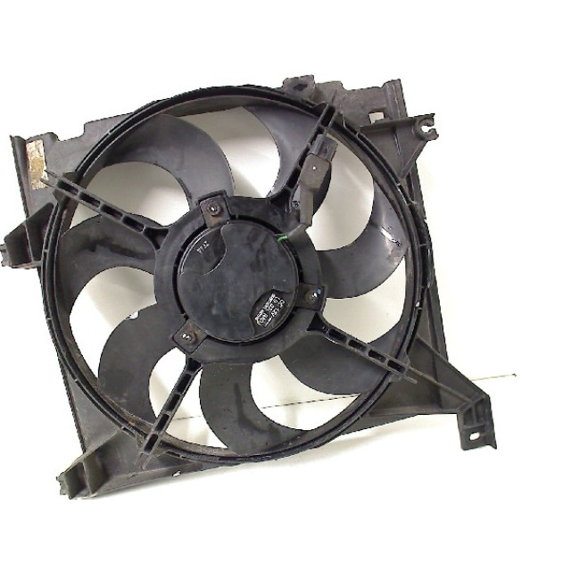 Motor del ventilador Kia Cerato (2005 - 2008) Hatchback 1.5 CRDi 16V (D4FA)