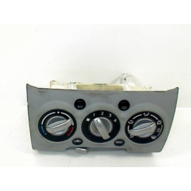 Calefactor del salpicadero Suzuki Alto (GF) (2009 - actualidad) Hatchback 5-drs 1.0 12V (K10B)