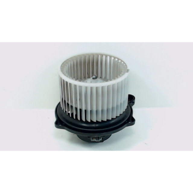 Motor del ventilador de calentador Kia Pro cee'd (EDB3) (2008 - 2000) 3-Drs. 1.6 CRDi 16V (D4FB)