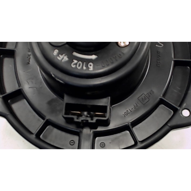 Motor del ventilador de calentador Mazda MPV (LW19/69) (2002 - 2006) FWD MPV 2.0 CiTD 16V (RF5C)