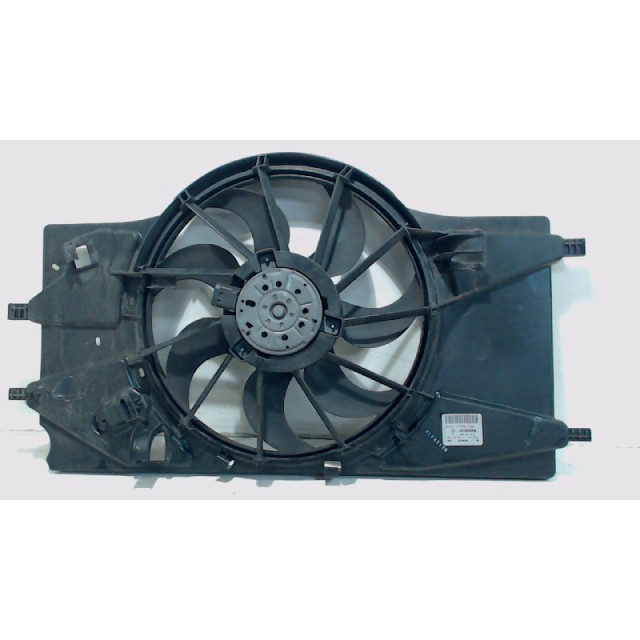 Motor del ventilador Renault Laguna III Estate (KT) (2007 - 2015) Combi 5-drs 2.0 dCi 16V 130 (M9R-744)