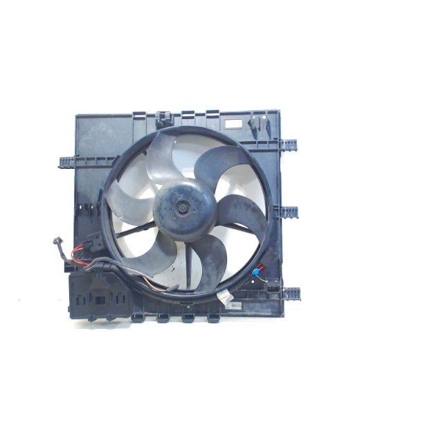 Motor del ventilador Mercedes-Benz-Benz Vito (638.0) (1996 - 1999) Van 2.3 108D (OM601.942)