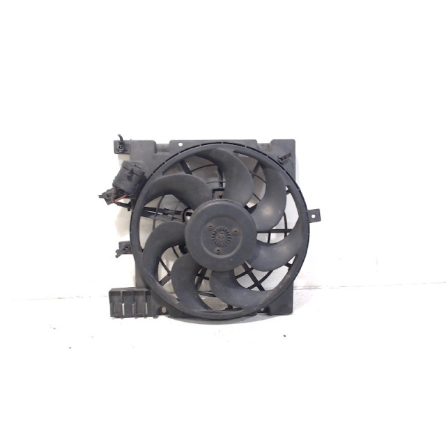 Motor del ventilador Opel Zafira (M75) (2005 - 2015) MPV 1.9 CDTI (Z19DT(Euro 4))
