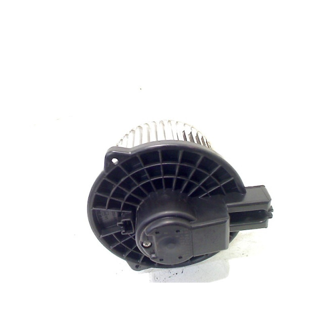 Motor del ventilador de calentador Mazda 2 (DE) (2008 - 2010) Hatchback 1.4 CDVi 16V (Y4)