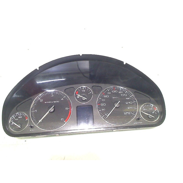 Cabina Peugeot 407 SW (6E) (2004 - 2010) Combi 2.0 HDiF 16V (DW10BTED4(RHR))