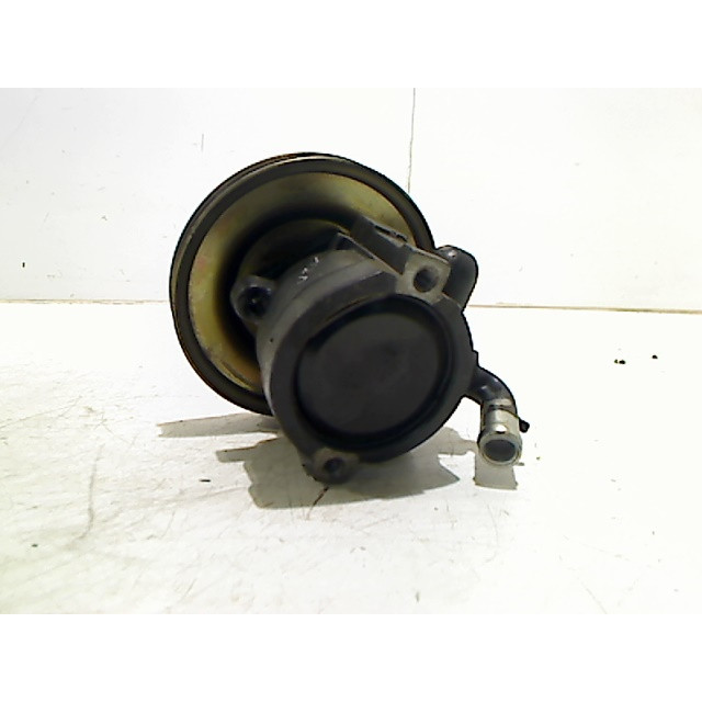 Motor de la bomba de dirección asistida Fiat Doblo (223A/119) (2001 - 2005) MPV 1.6 16V (182.B.6000(Euro 3))
