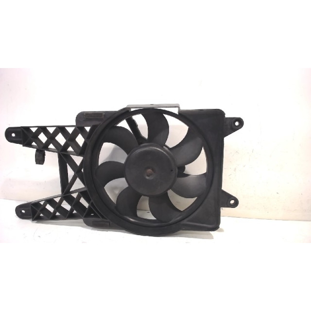 Motor del ventilador Fiat Seicento (187) (1998 - 2010) Hatchback 1.1 S,SX,Sporting,Hobby,Young (187.A.1000)