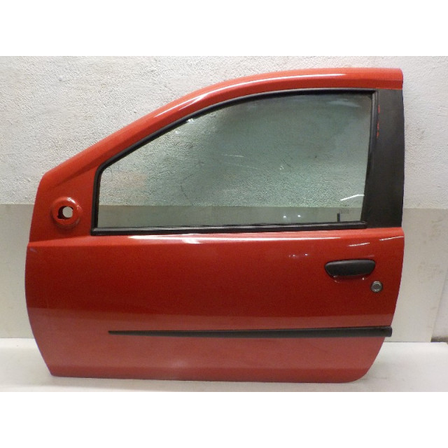 Puerta delantera izquierda Fiat Punto II (188) (1999 - 2012) Hatchback 1.2 60 S (188.A.4000)