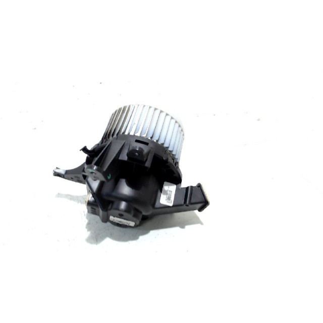 Motor del ventilador de calentador Fiat 500L (199) (2012 - actualidad) MPV 1.3 D 16V Multijet Euro 5 (199.B.4000)