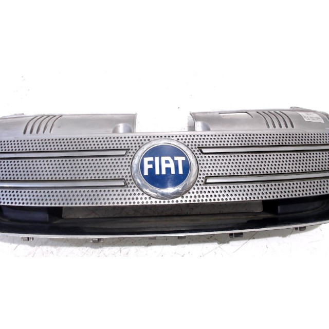 Rejilla Fiat Idea (350AX) (2004 - 2012) MPV 1.4 16V (843.A.1000)
