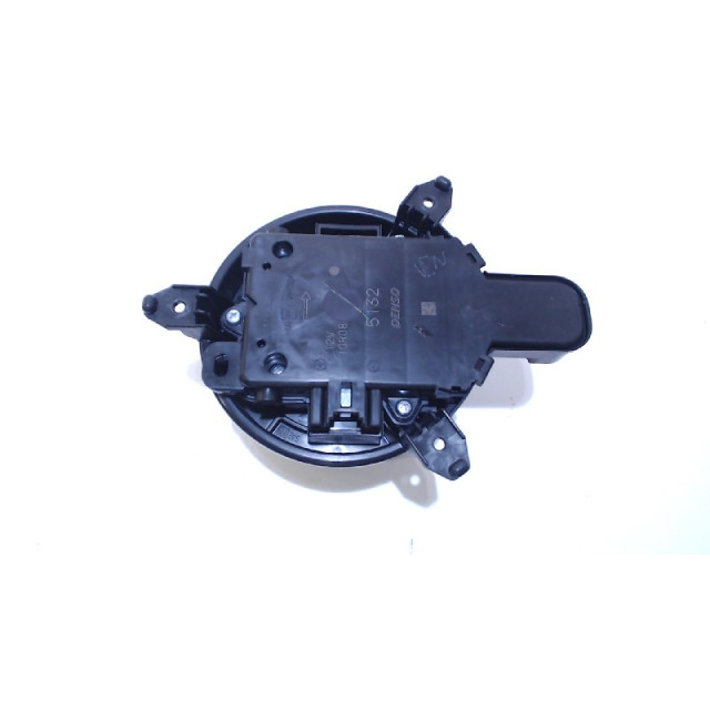 Motor del ventilador de calentador Lexus NX I (2014 - actualidad) SUV 300h 2.5 16V 4x4 (2ARFXE)