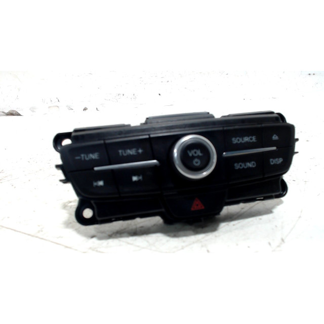 Control de la radio Ford Focus 3 (2012 - actualidad) Focus III Hatchback 1.0 Ti-VCT EcoBoost 12V 125 (M1DA)