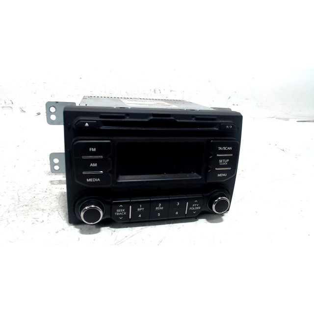 Radio Kia Rio III (UB) (2011 - 2017) Hatchback 1.1 CRDi VGT 12V (D3FA)