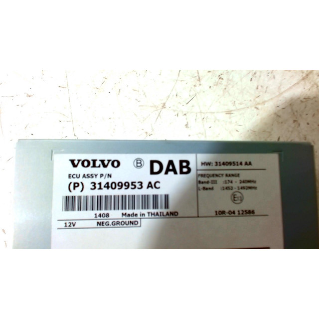 Módulo de radio Volvo V40 (MV) (2014 - 2019) 2.0 D4 16V (D4204T14)
