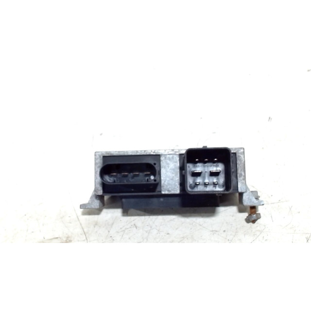 Caja de control del precalentador Opel Vivaro (2006 - 2014) Van 2.0 CDTI (M9R-692(M9R-F6))
