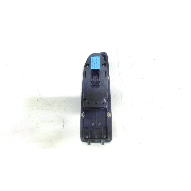 Panel de mando de elevalunas eléctrico BMW 1 serie (E81) (2006 - 2011) Hatchback 3-drs 118i 16V (N43-B20A)