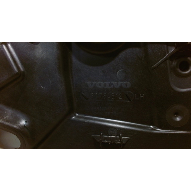 Mecanismo de elevalunas de la ventana trasera izquierda Volvo V60 I (FW/GW) (2012 - 2015) 2.4 D6 20V Plug-in Hybrid AWD (D82PHEV)