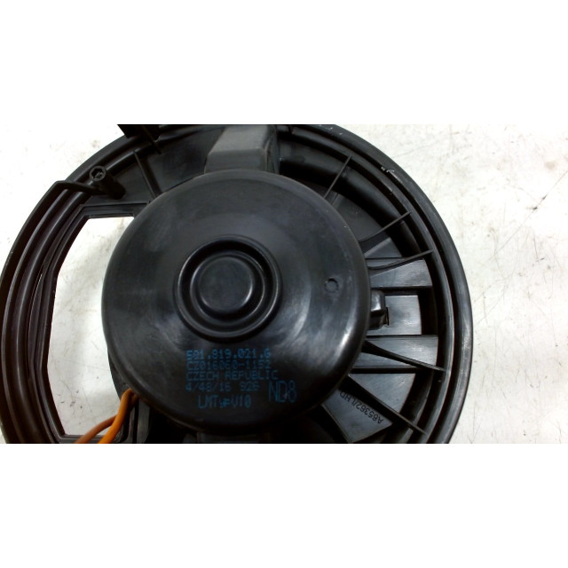 Motor del ventilador de calentador Skoda Octavia Combi (5EAC) (2012 - 2020) Combi 5-drs 1.8 TSI 16V (CJSA)