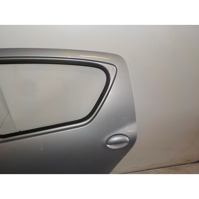 Puerta trasera izquierda Toyota Aygo (B10) (2005 - 2014) Hatchback 1.0 12V VVT-i (1KR-FE)