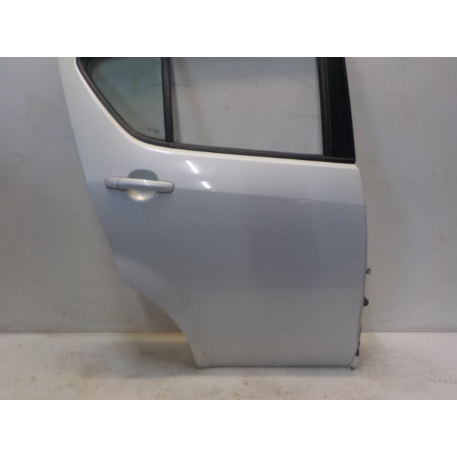 Puerta trasera derecha Suzuki Splash (2010 - 2015) MPV 1.2 VVT 16V (Euro 5))