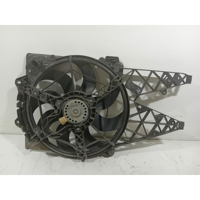 Motor del ventilador Fiat Doblo Cargo (263) (2010 - 2022) Van 1.3 D Multijet (199.A.3000)