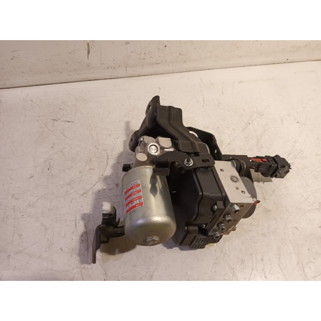 Motor de la bomba de dirección asistida Toyota C-HR (X1/X5) (2016 - actualidad) SUV 1.8 16V Hybrid (2ZRFXE)