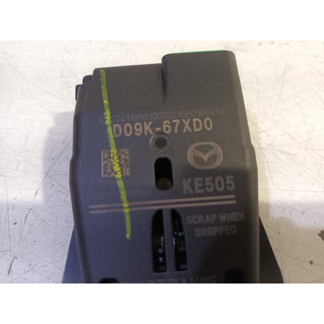 Sensor de lluvia Mazda 2 (DJ/DL) (2014 - 2017) Hatchback 1.5 SkyActiv-G 90 (P5Y8)