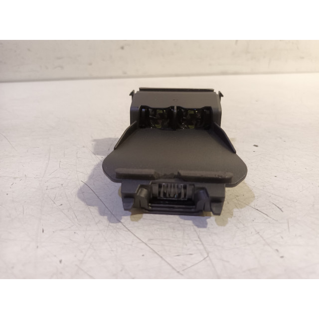 Sensor de lluvia Mazda 2 (DJ/DL) (2014 - 2017) Hatchback 1.5 SkyActiv-G 90 (P5Y8)