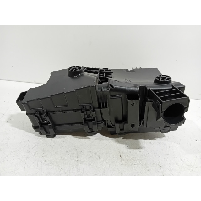 Caja de fusibles Renault Kadjar (RFEH) (2015 - actualidad) Kadjar (RFE) SUV 1.2 Energy TCE 130 (H5F-408)
