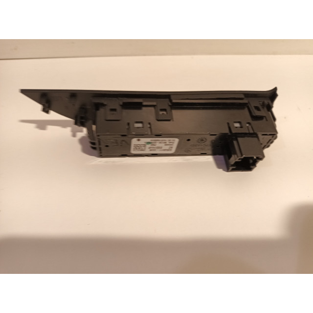 Interruptor ESP BMW 3 serie (F30) (2012 - 2018) Sedan 320i 2.0 16V (N20-B20A)