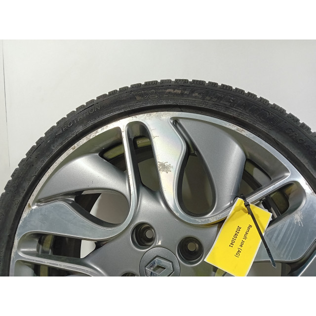 Juego de ruedas  4 uds. Renault Zoé (AG) (2012 - actualidad) Hatchback 5-drs 65kW (5AM-450(5AM-B4))