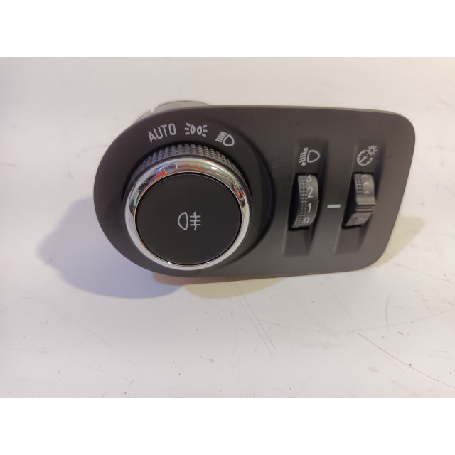Interruptor de luz Opel Corsa F (UB/UP) (2019 - actualidad) Hatchback 5-drs 1.2 12V 75 (F12XEL(EB2FD))