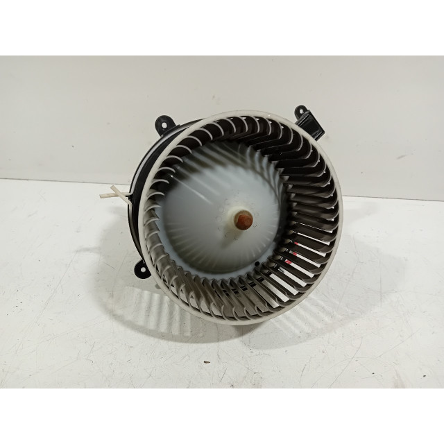 Motor del ventilador de calentador Mercedes-Benz Vito (447.6) (2014 - actualidad) Van 1.6 111 CDI 16V (OM622.951(R9M-503))