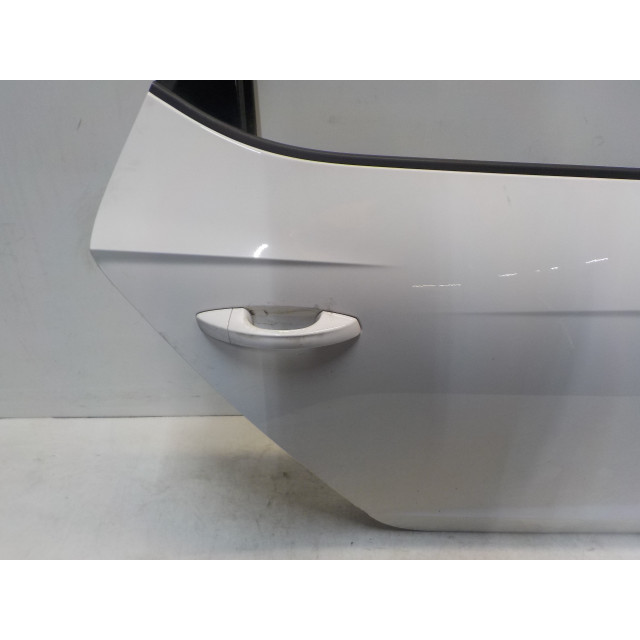 Puerta trasera derecha Seat Leon (5FB) (2014 - actualidad) Hatchback 5-drs 1.4 TSI ACT 16V (CZEA)
