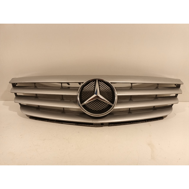Rejilla Mercedes-Benz B (W245/242) (2005 - 2011) Hatchback 2.0 B-180 CDI 16V (OM640.940(Euro 4))