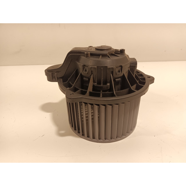 Motor del ventilador de calentador Hyundai iX20 (JC) (2010 - 2019) SUV 1.4i 16V (G4FA)
