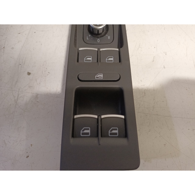 Panel de mando de elevalunas eléctrico Volkswagen Passat Variant (365) (2010 - 2014) Combi 1.4 TSI 16V (CAXA(Euro 5))
