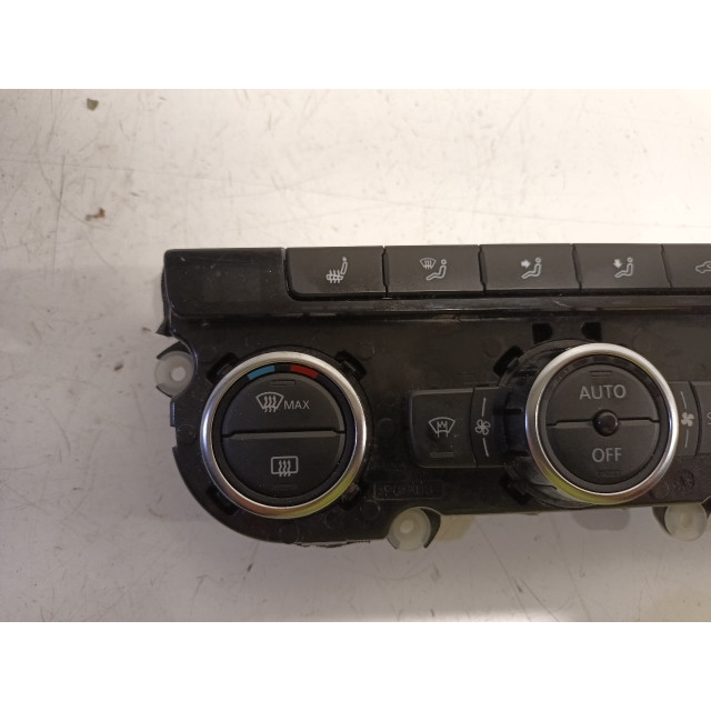 Calefactor del salpicadero Volkswagen Passat Variant (365) (2010 - 2014) Combi 1.4 TSI 16V (CAXA(Euro 5))