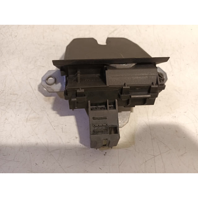 Mecanismo de bloqueo del porton trasero Ford C-Max (DXA) (2010 - 2014) MPV 1.6 SCTi 16V (JQDA)