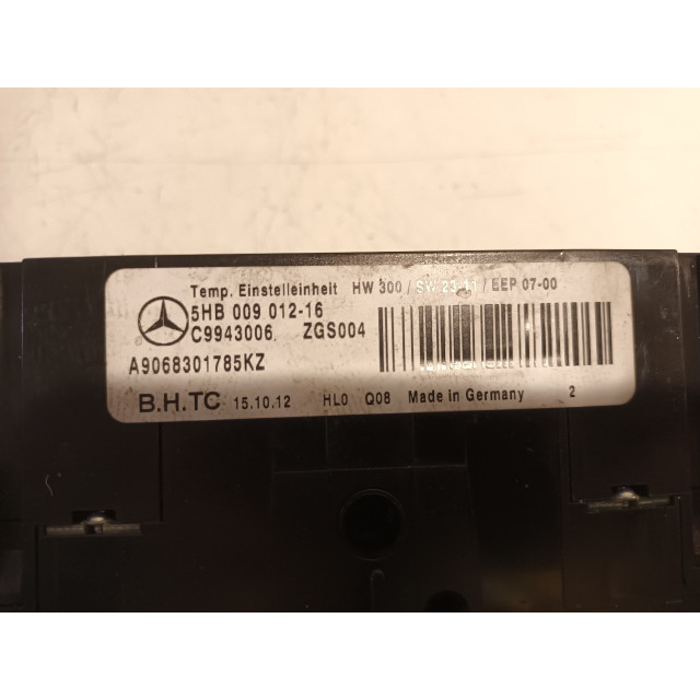 Calefactor del salpicadero Mercedes-Benz Sprinter 3/5t (906.63) (2009 - 2016) Van 313 CDI 16V (OM651.957)