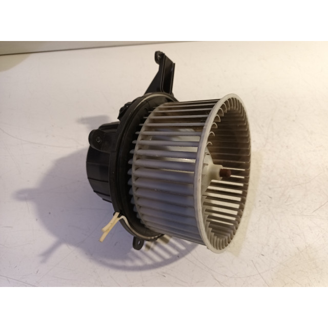 Motor del ventilador de calentador Mercedes-Benz Vito (447.6) (2014 - actualidad) Van 1.6 109 CDI 16V (OM622.951(R9M-503))