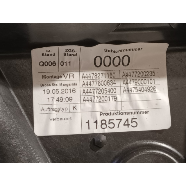 Mecanismo de elevalunas eléctrico de la ventana delantera derecha Mercedes-Benz Vito (447.6) (2014 - actualidad) Van 1.6 109 CDI 16V (OM622.951(R9M-503))