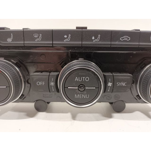Calefactor del salpicadero Volkswagen Golf VII (AUA) (2017 - 2020) Hatchback 2.0 GTI 16V Performance Package (DLBA)