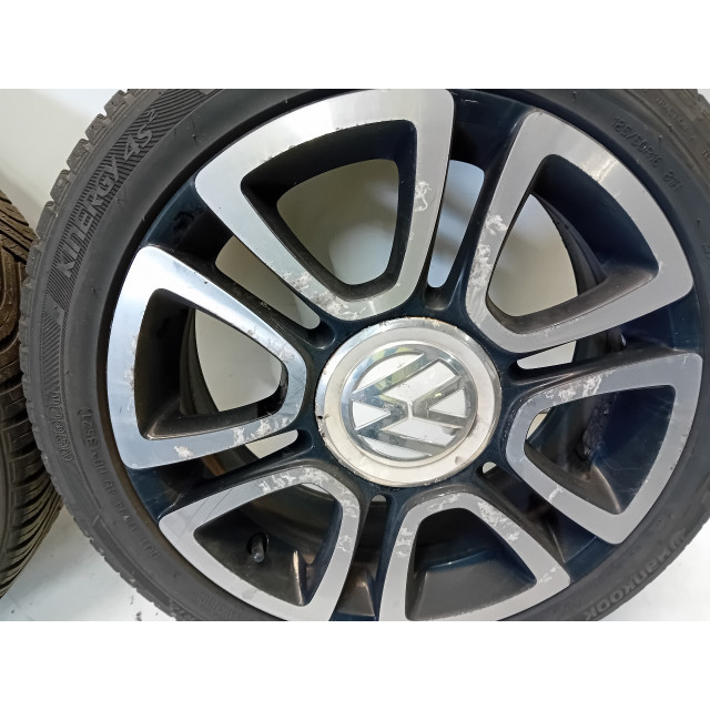 Juego de ruedas  4 uds. Volkswagen Up! (121) (2011 - 2020) Hatchback 1.0 12V 60 (CHYA)