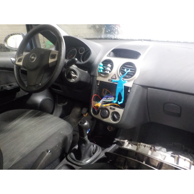 Mecanismo de bloqueo del porton trasero Opel Corsa D (2006 - 2014) Hatchback 1.2 16V (Z12XEP(Euro 4))