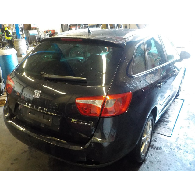 Caja de cambios manual Seat Ibiza ST (6J8) (2010 - 2015) Combi 1.2 TDI Ecomotive (CFWA)